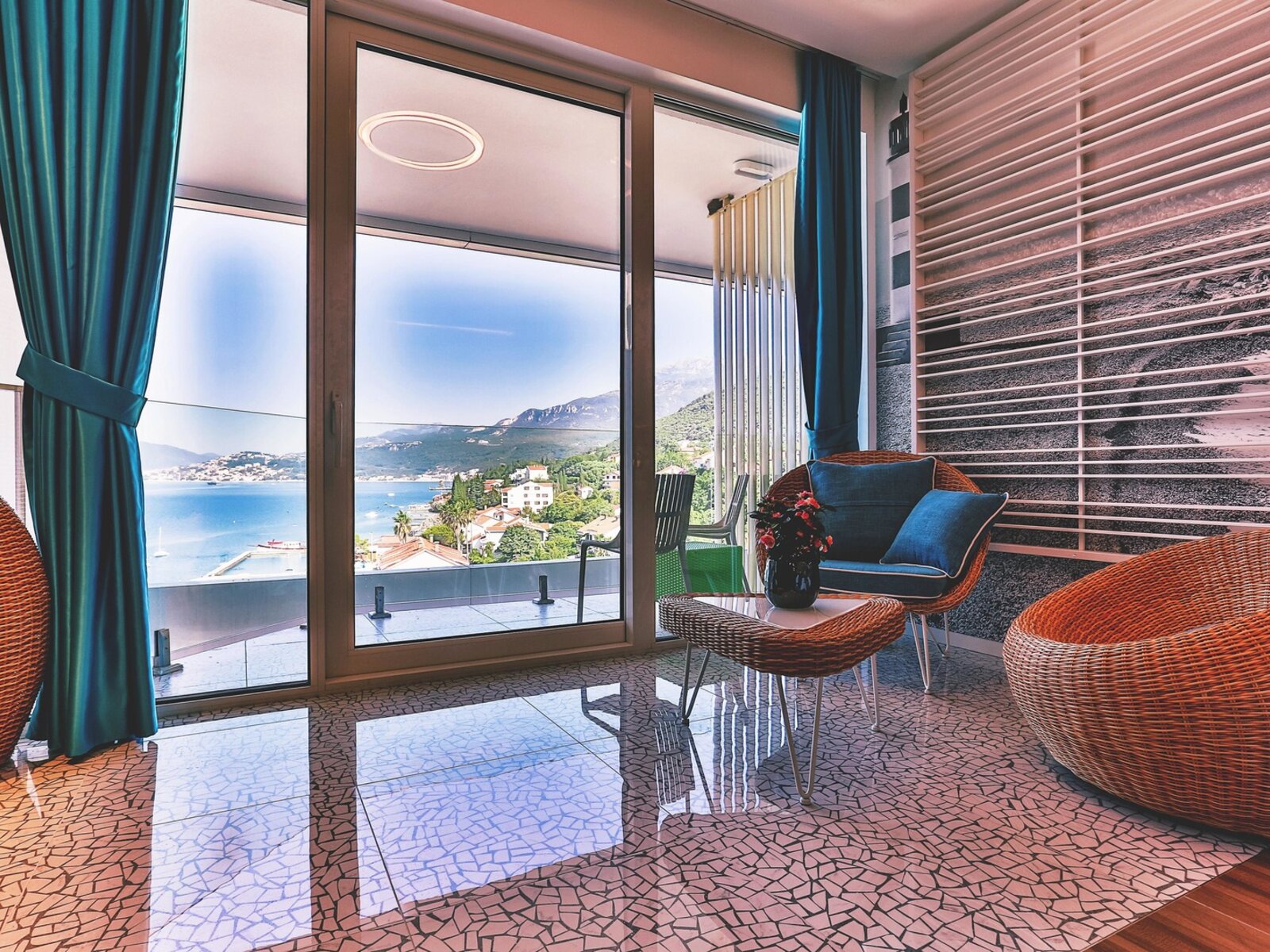 017 - Carine Hotel Kumbor .jpg