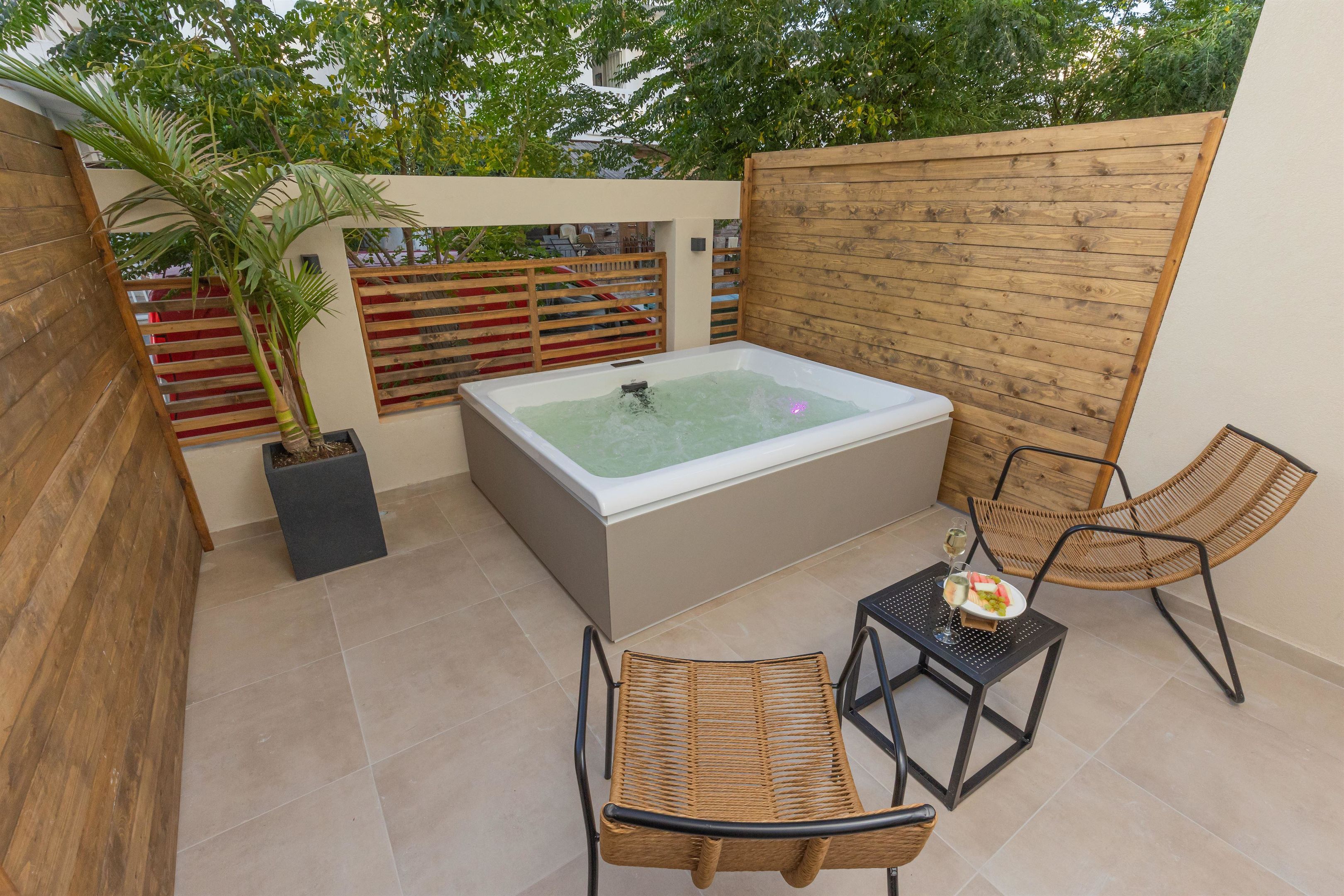 052 - Cabana Blu Hotel & Suites.jpg