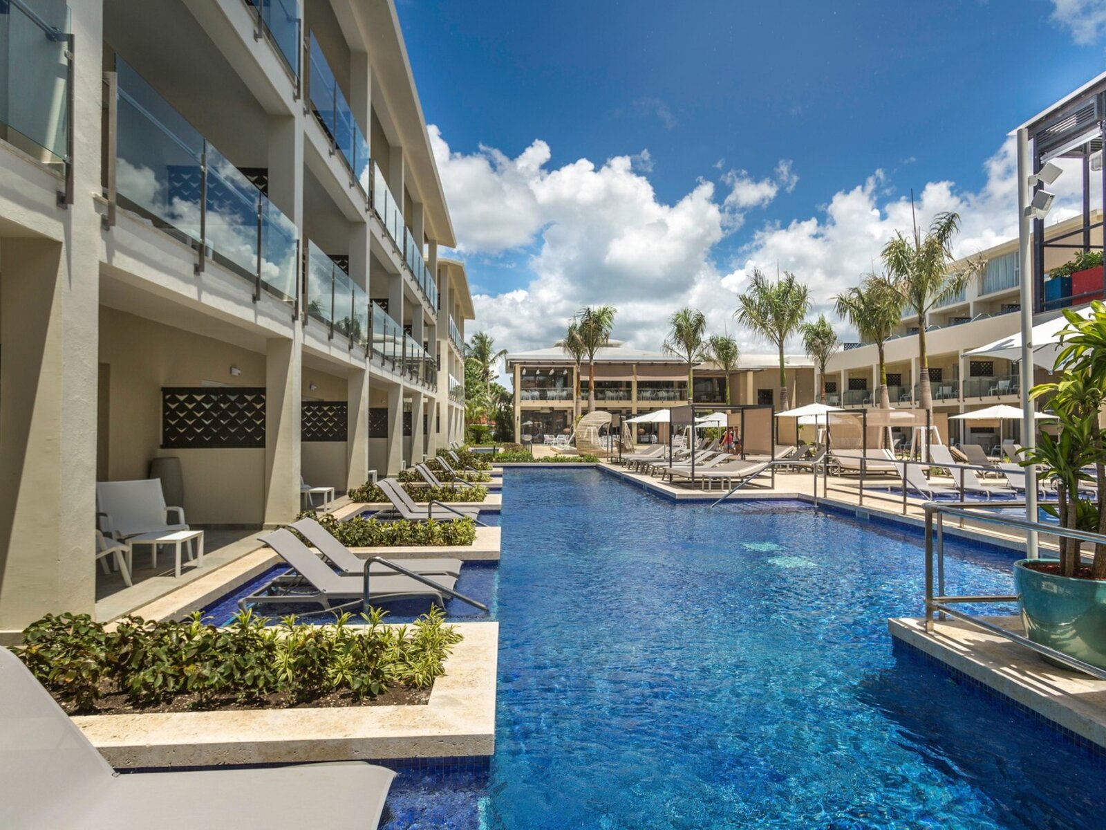 010 - Catalonia Royal La Romana.jpg