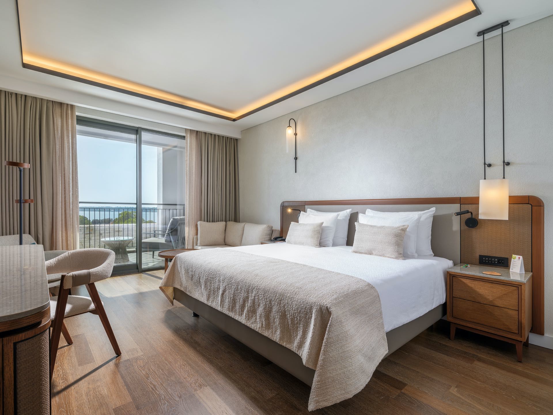 005 - Hotel Anda Barut Collection.jpg