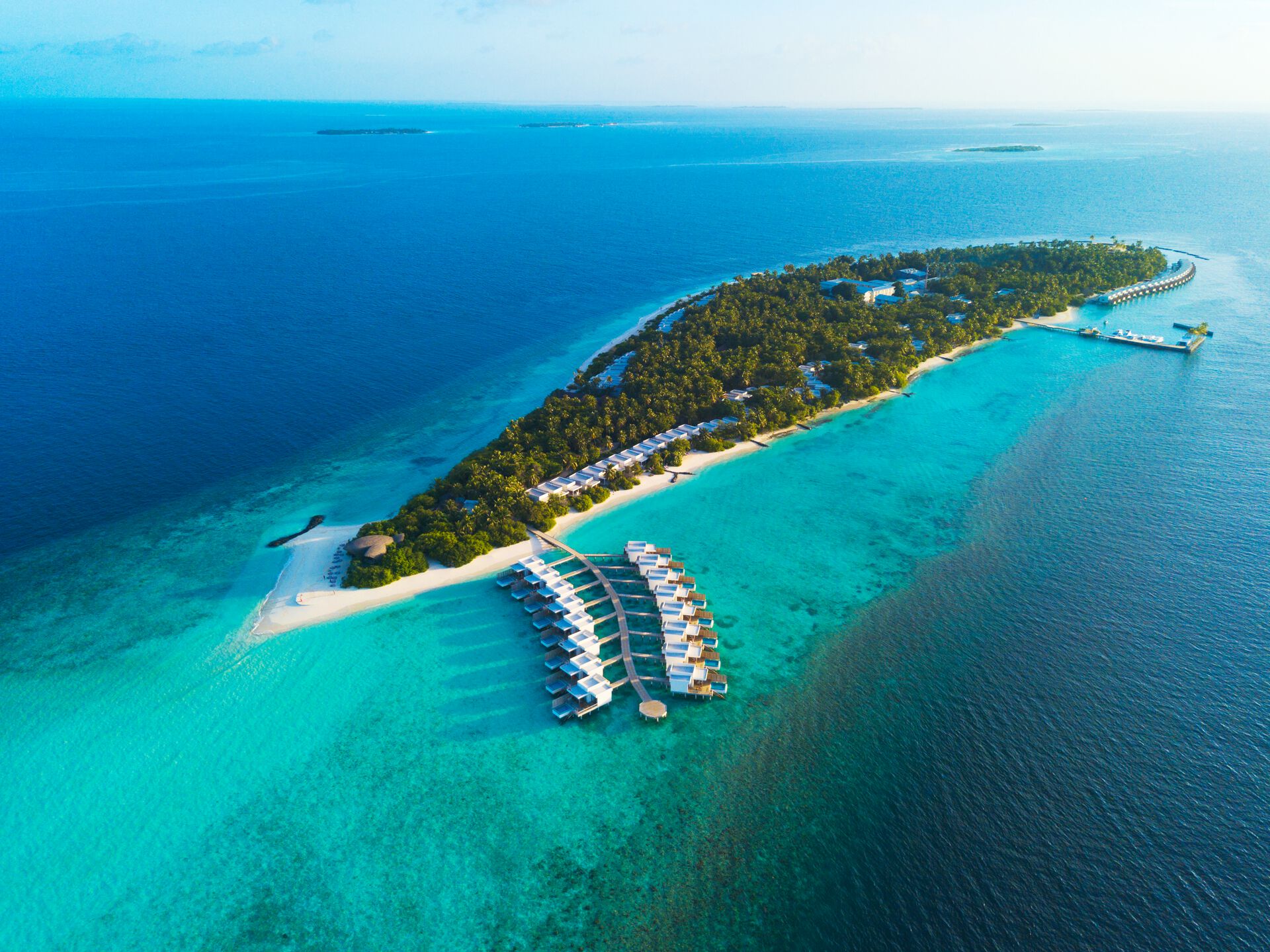 96246198 - Dhigali Maldives.jpg