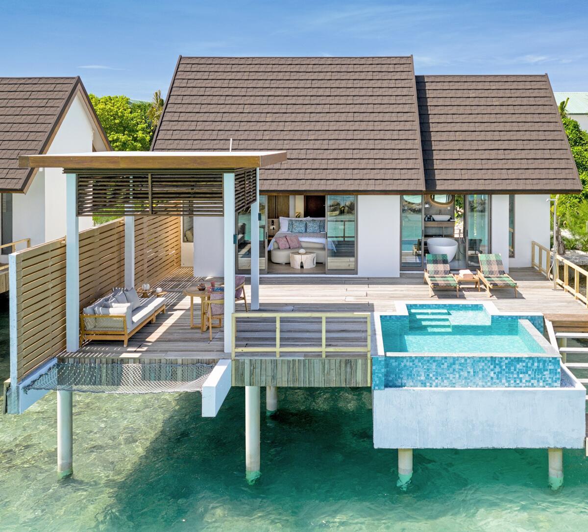 006 - Meyyafushi Maldives.jpg