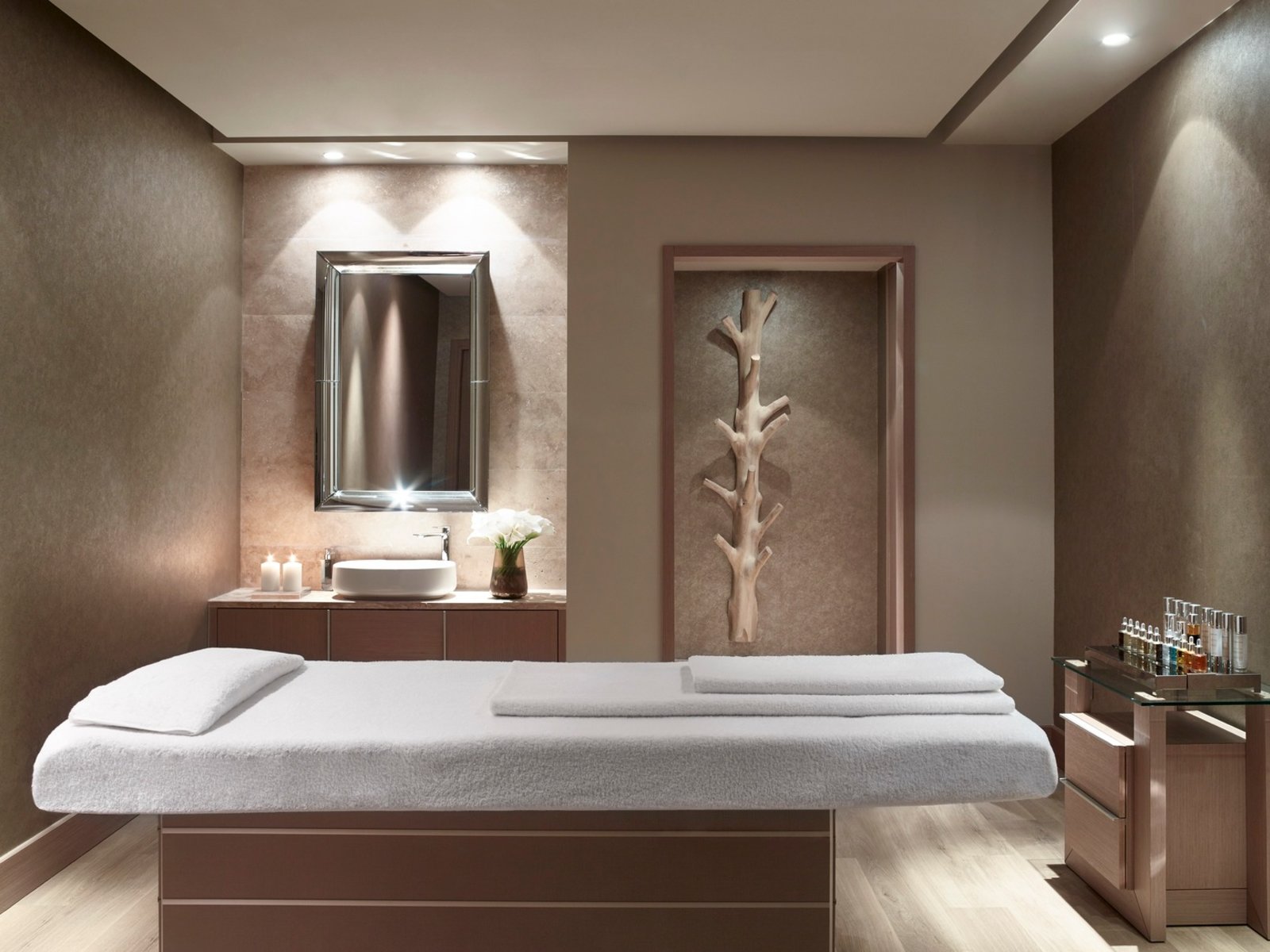 025 - Ikos Dassia.jpg