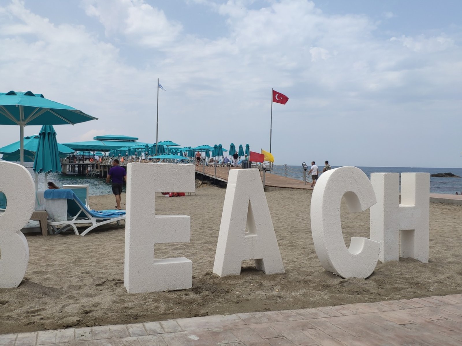 010 - Granada Luxury Beach.jpg