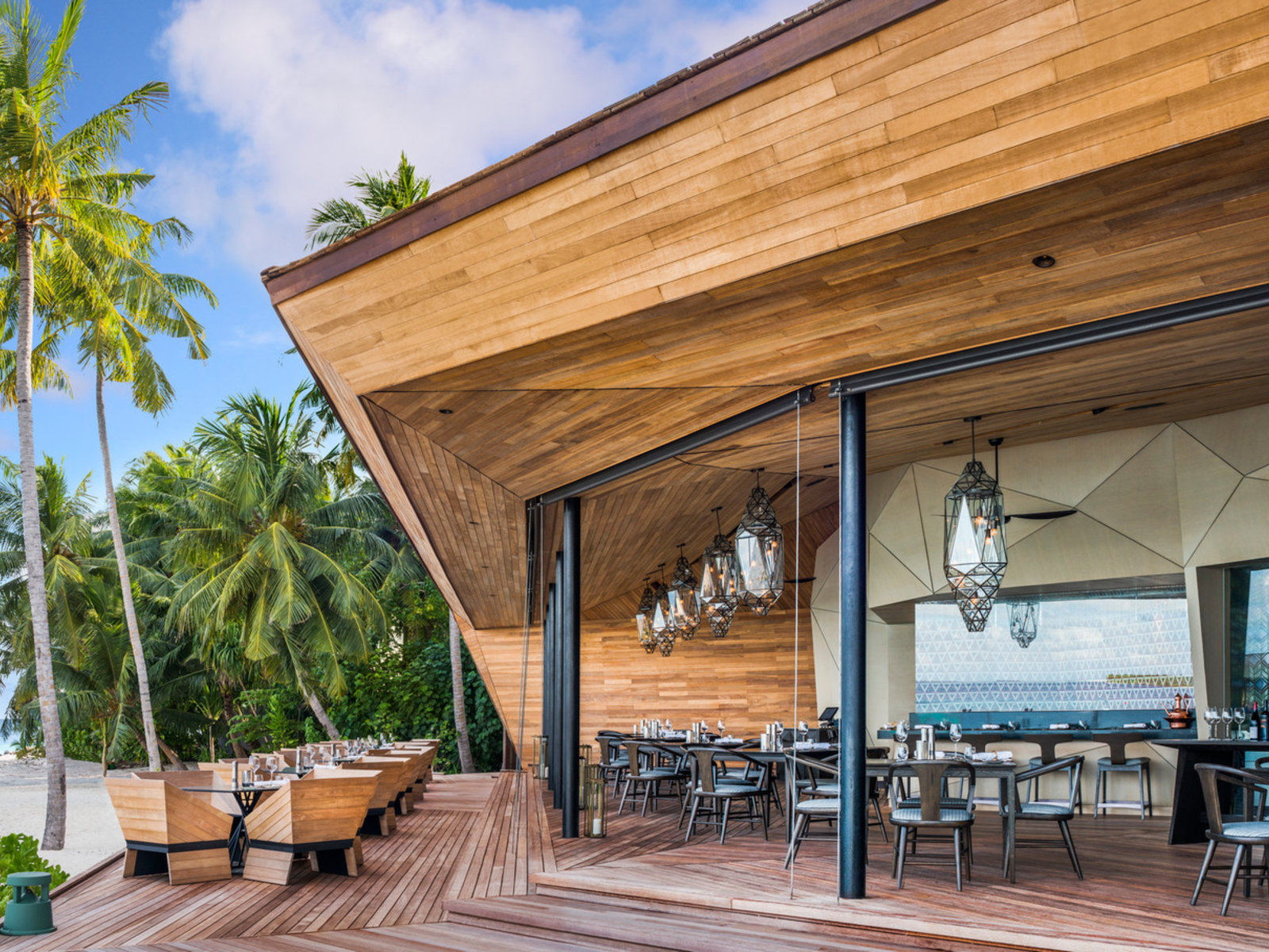 020 - The St. Regis Maldives Vommuli Resort.jpg