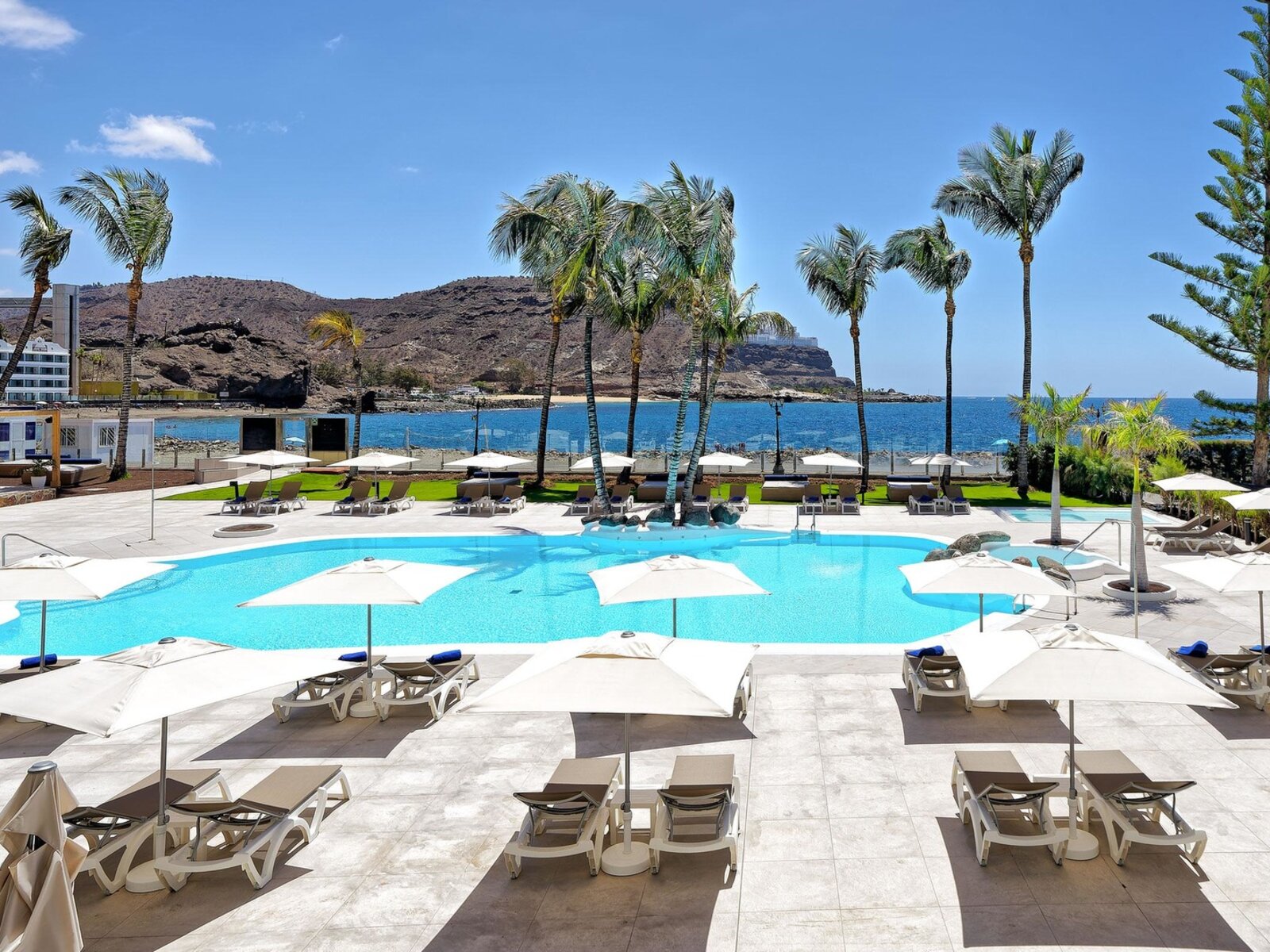 009 - LABRANDA Costa Mogan.jpg