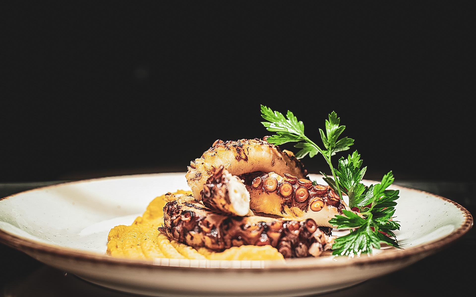 009 - NUMO Ierapetra Beach Resort.jpg