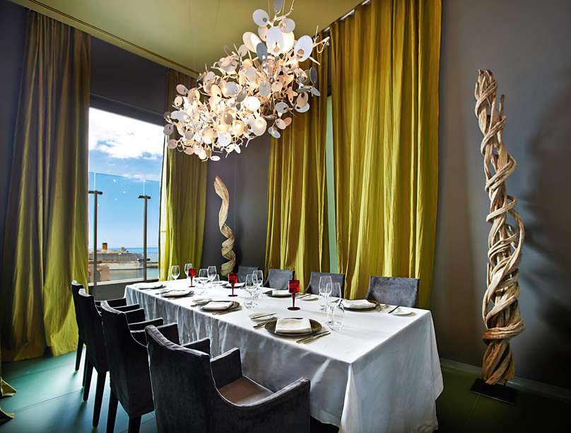 102819218 - The Vine.jpg