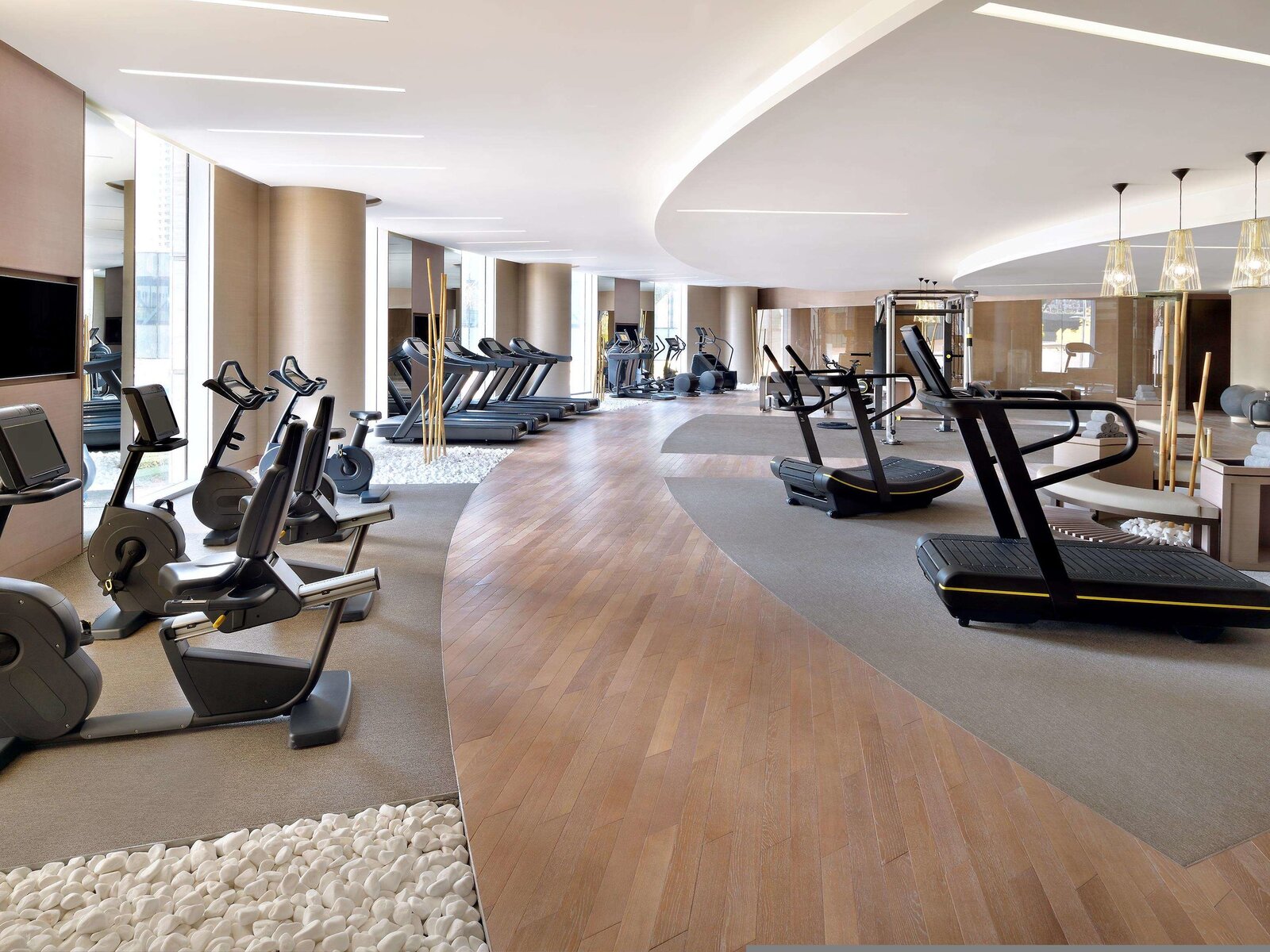 036 - Address Sky View Hotel.jpg