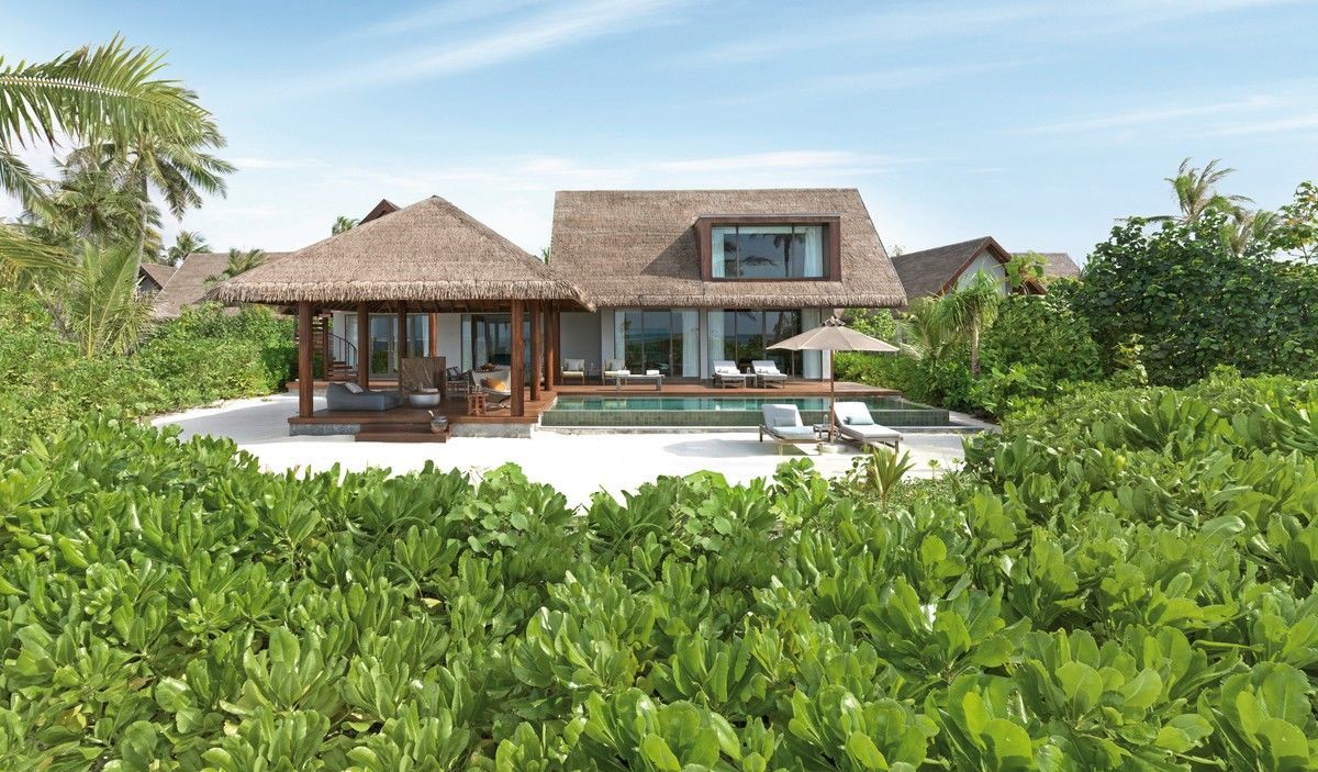 047 - Kanuhura A Sun Resort Maldives.jpg
