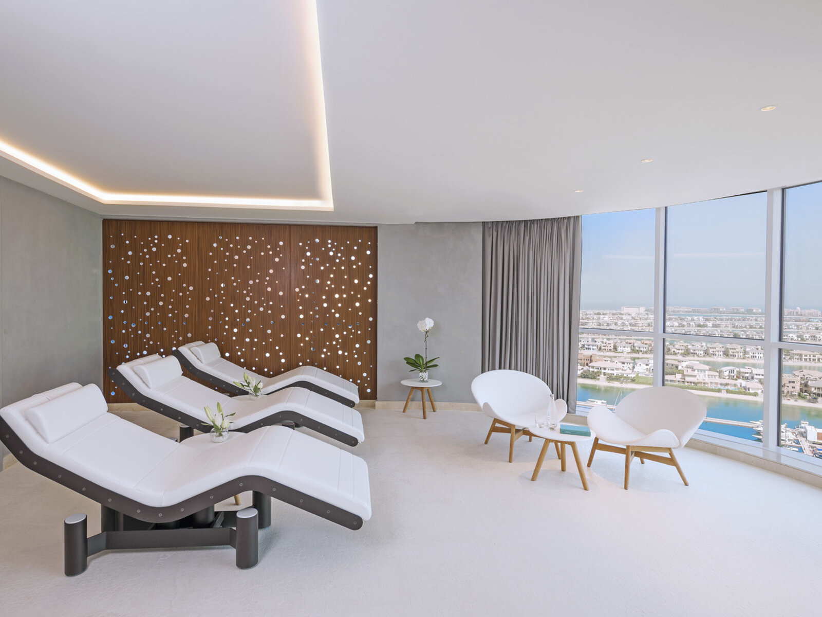 032 - Andaz The Palm.jpg