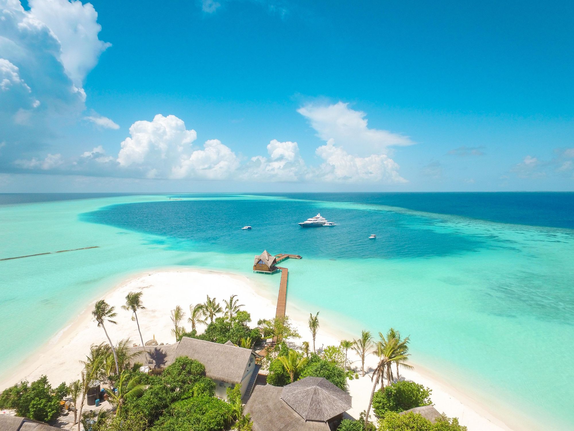 027 - Dhigufaru Island Resort.jpg