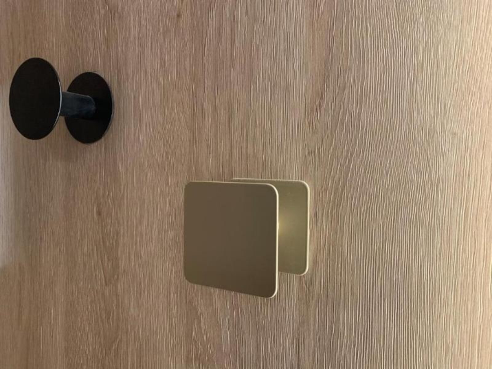 032 - Morlans Suites.jpg