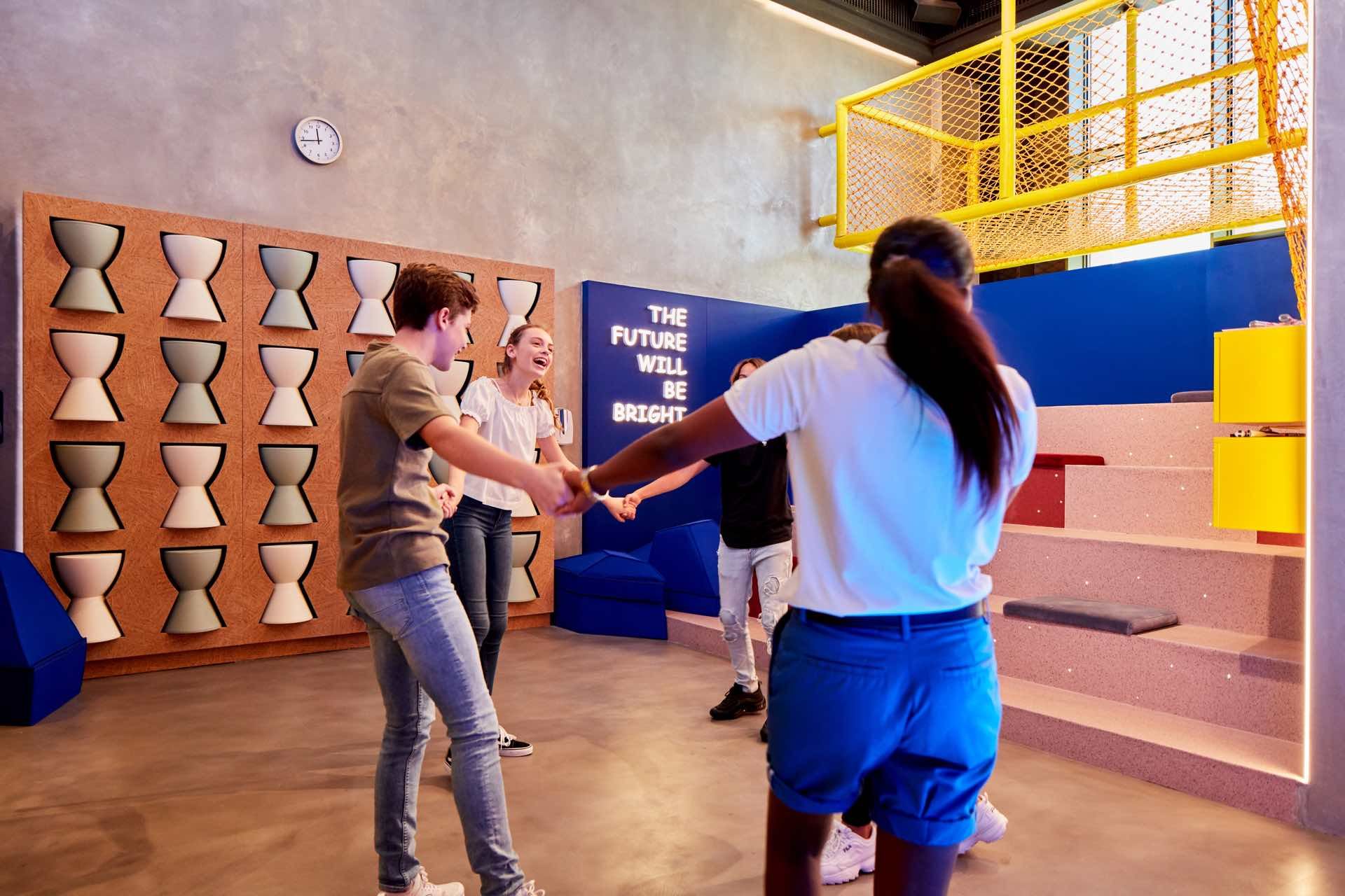 043 - Caesars Palace Bluewaters Dubai.jpg