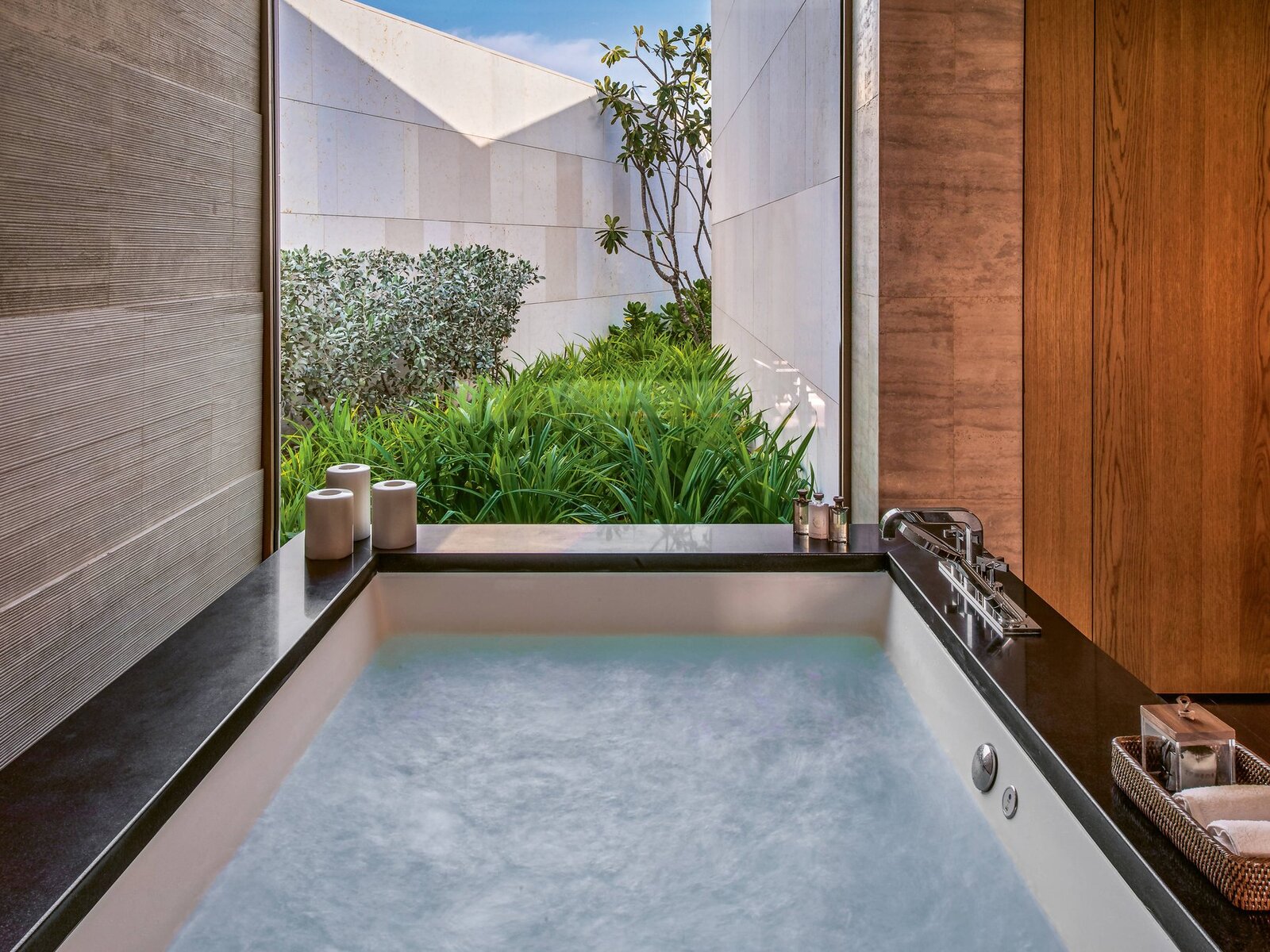 015 - Bulgari Resort Dubai.jpg