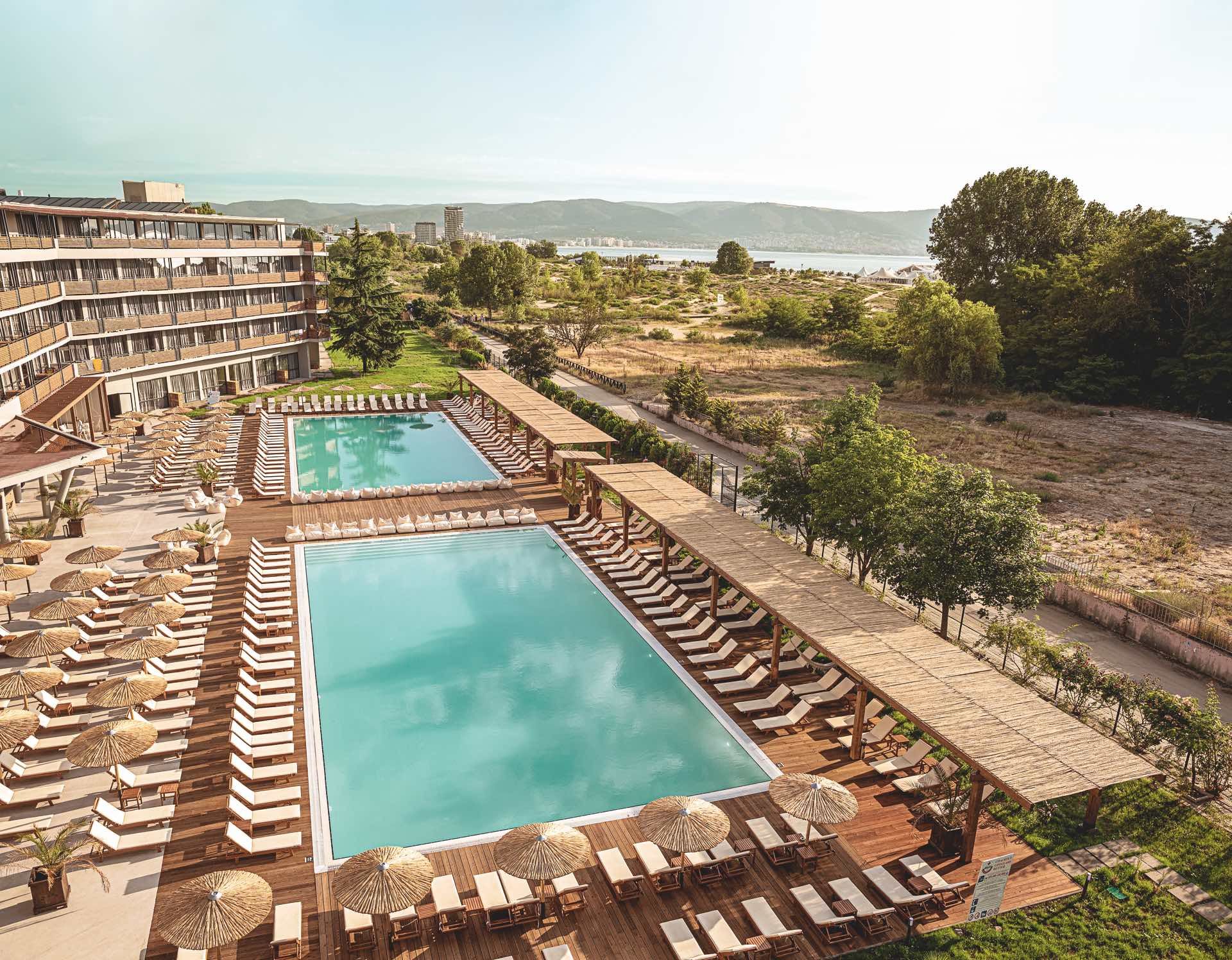 001 - Cook's Club Sunny Beach.jpg