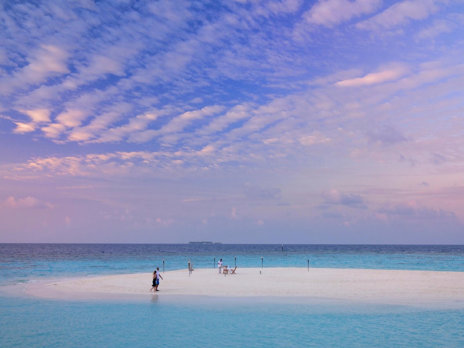 009 - Amari Havodda Maldives.jpg