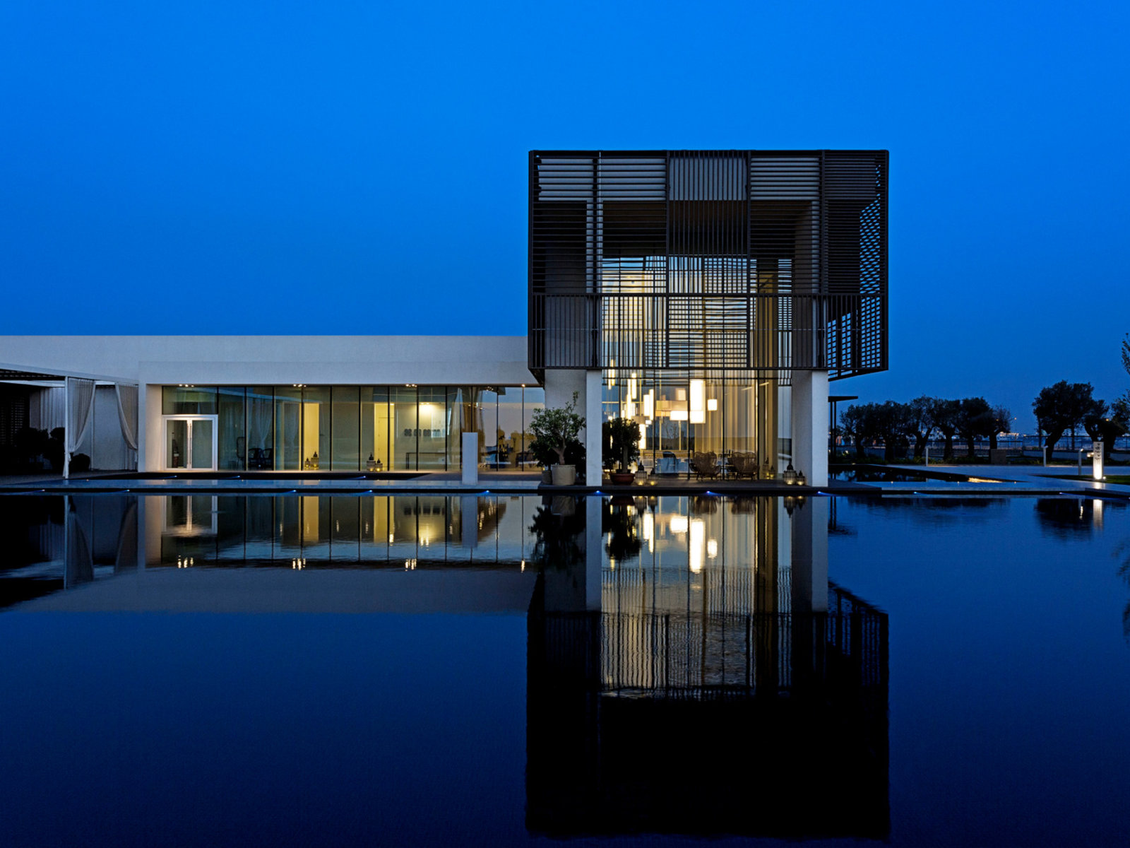 004 - The Oberoi Beach Resort Al Zorah.jpg