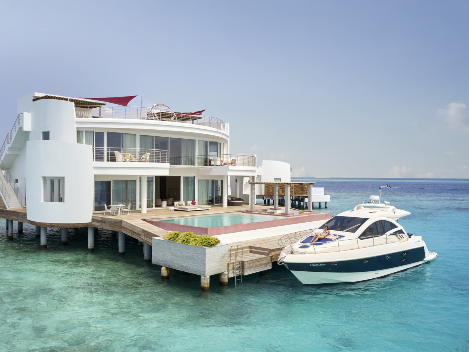 020 - LUX* North Male Atoll .jpg