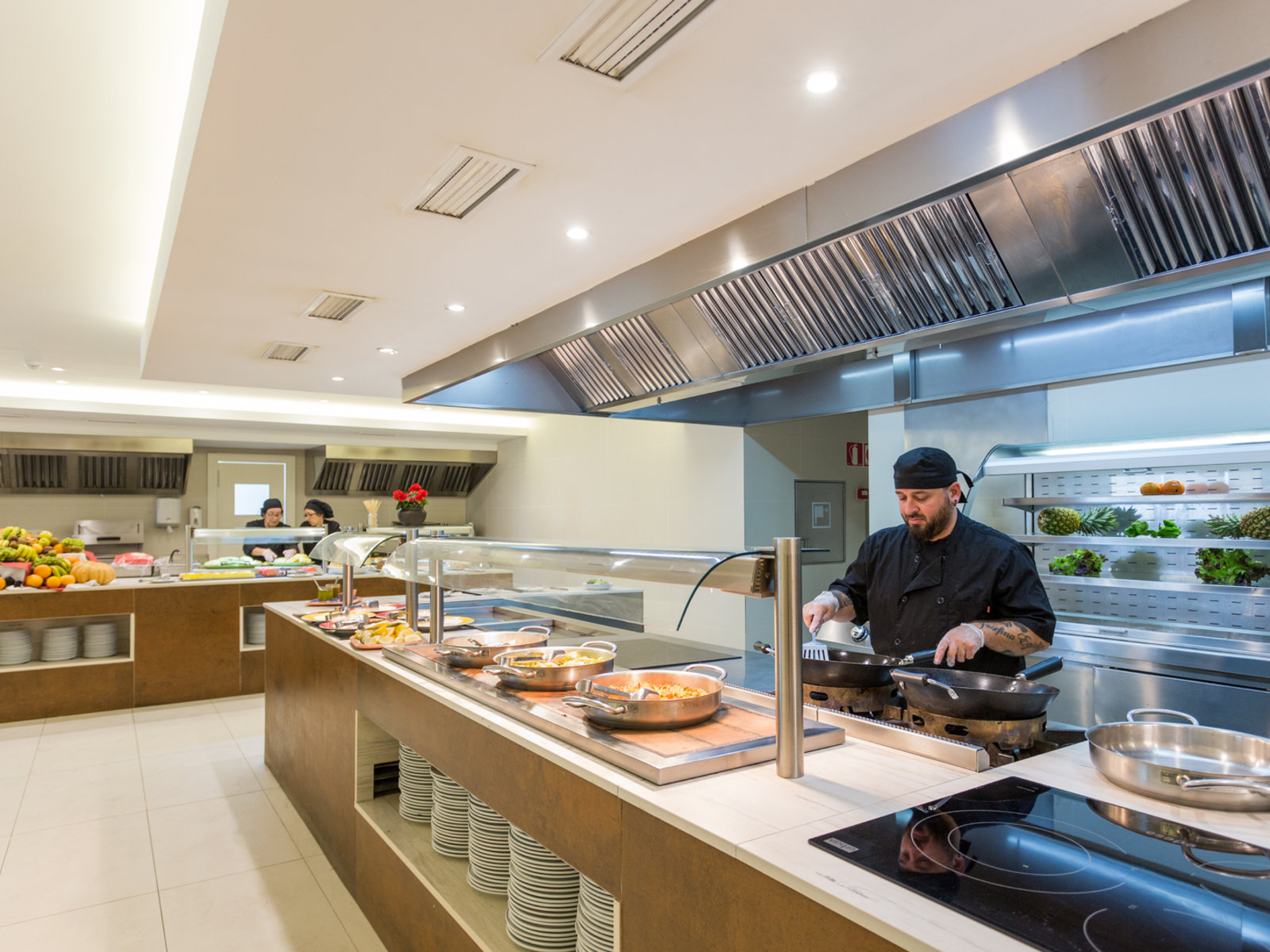 033 - The Ibiza Twiins.jpg