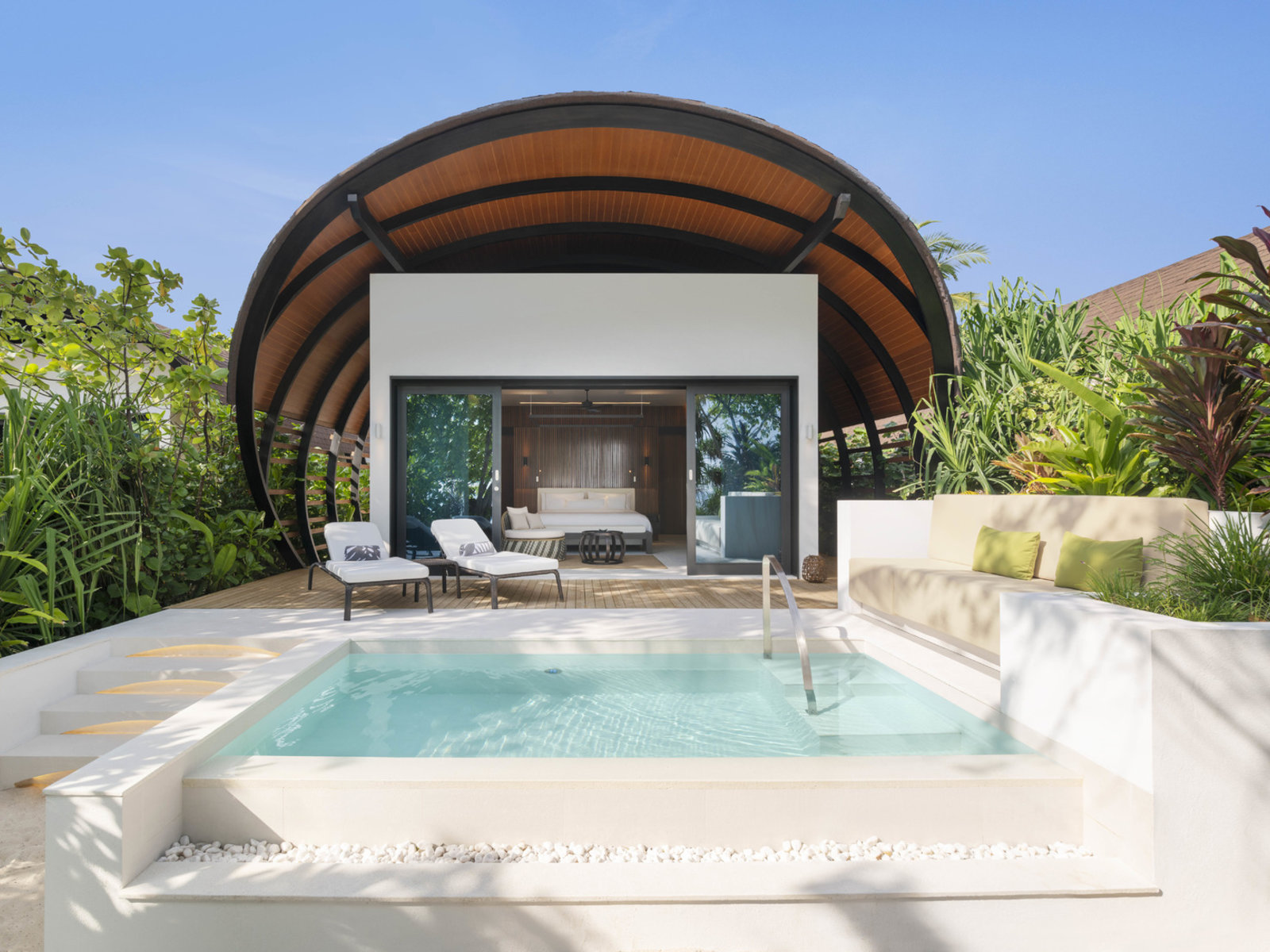 041 - The Westin Maldives Miriandhoo Resort .jpg