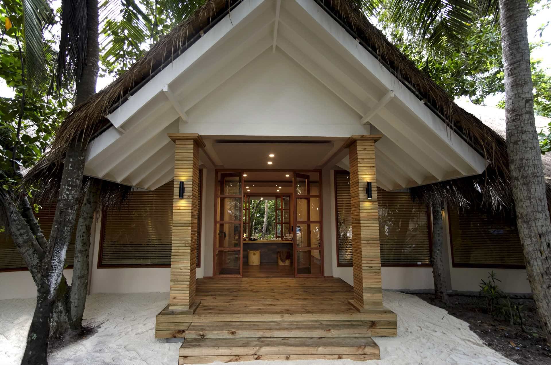 85334134 - Kudafushi Resort & Spa.jpg