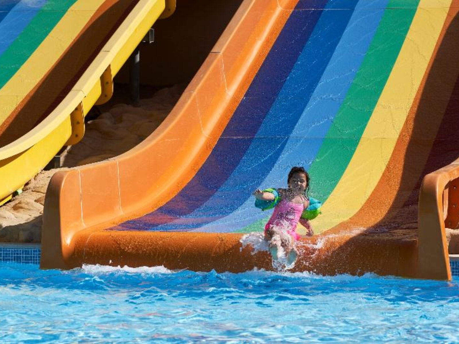 015 - Juweira Boutique.jpg