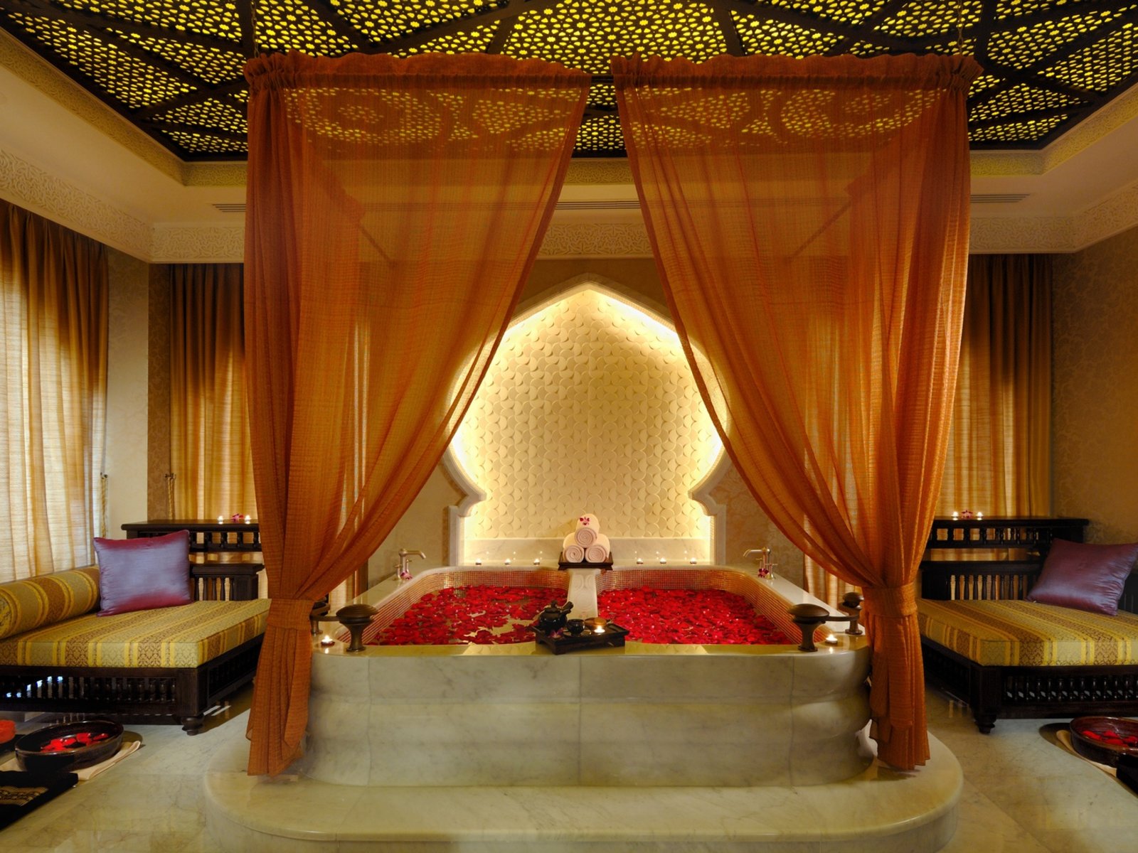 039 - Emirates Palace.jpg