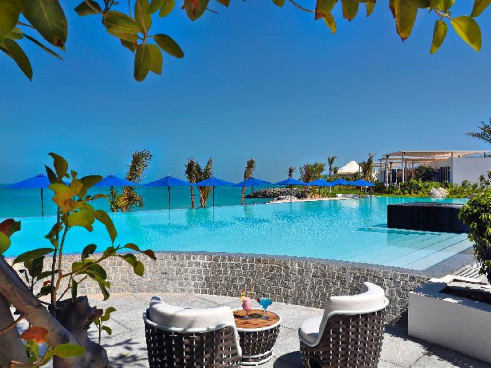 004 - Zaya Nurai Island.jpg