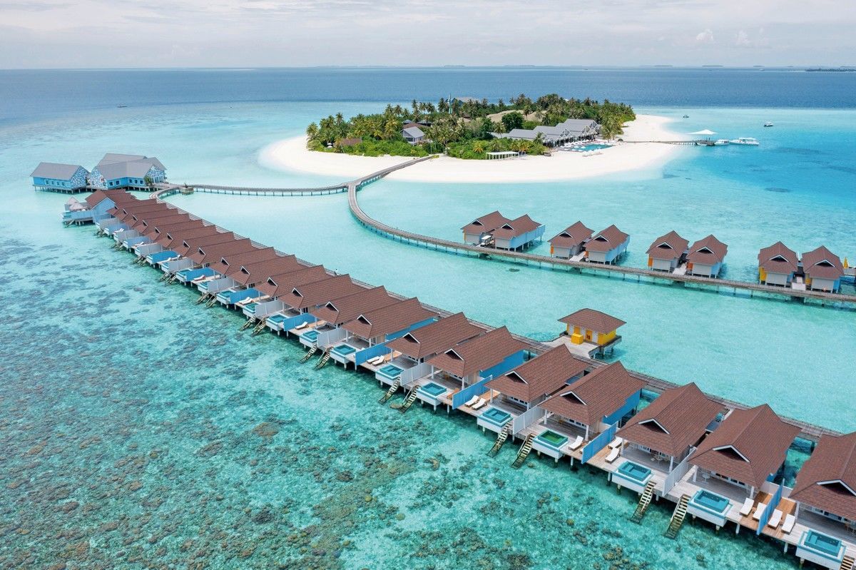009 - The Standard, Huruvalhi Maldives.jpg