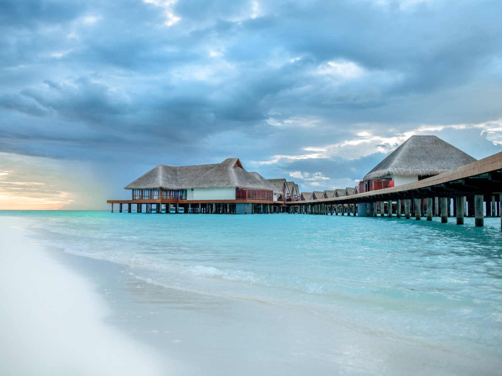 003 - Heritance Aarah.jpg