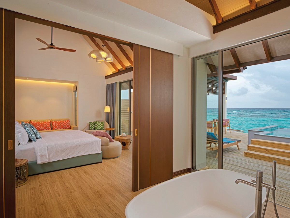 012 - Meyyafushi Maldives.jpg