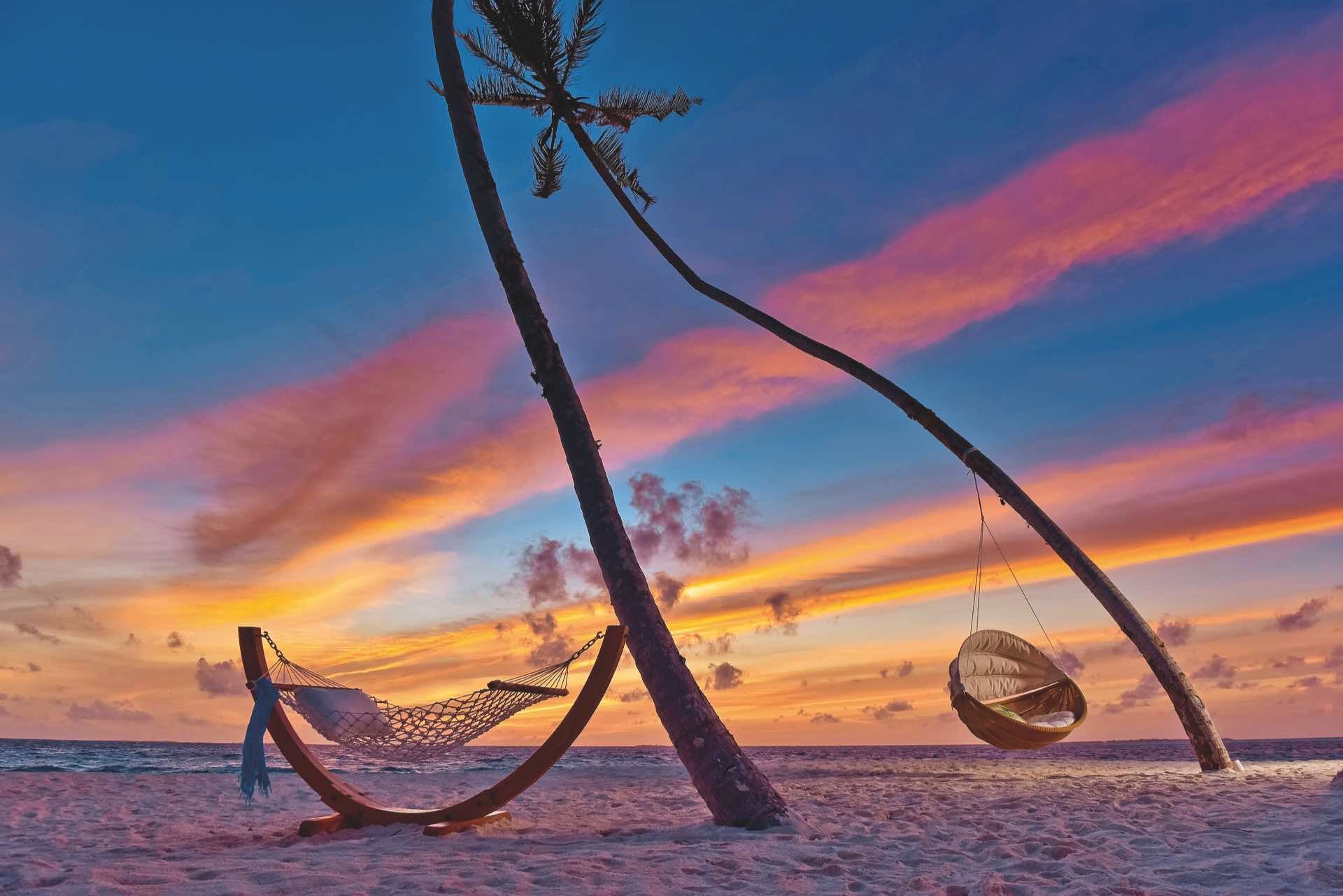 001 - Fushifaru Maldives.jpg