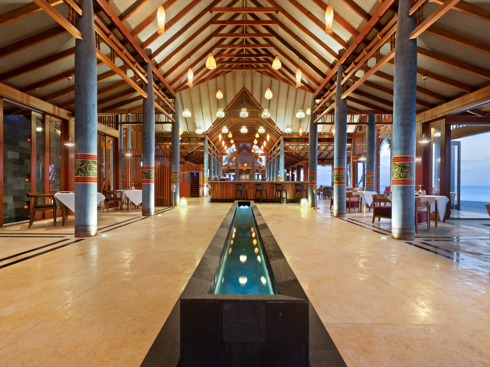 030 - Furaveri Island Resort & Spa.jpg