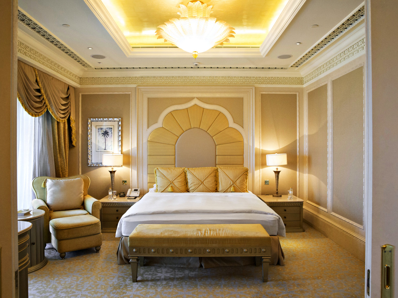 047 - Emirates Palace.jpg