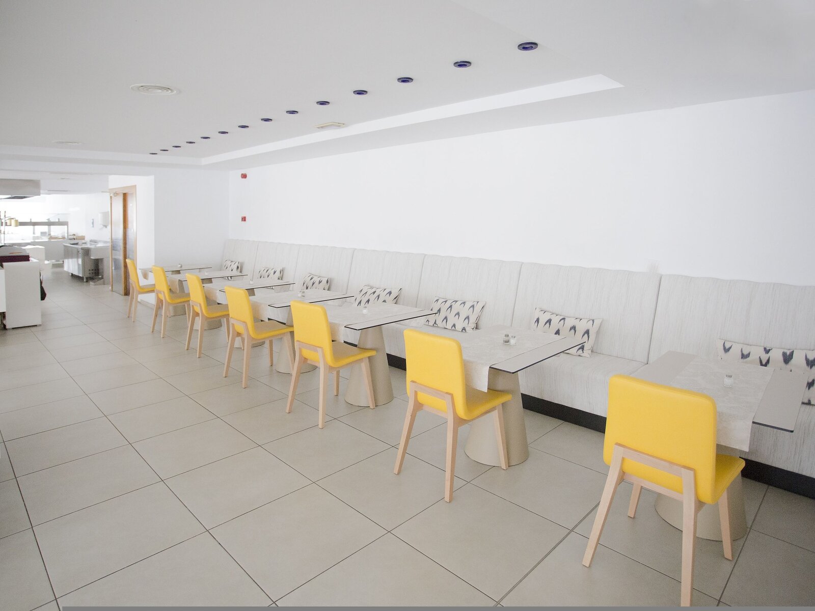 023 - Sant Jordi Hotel.jpg