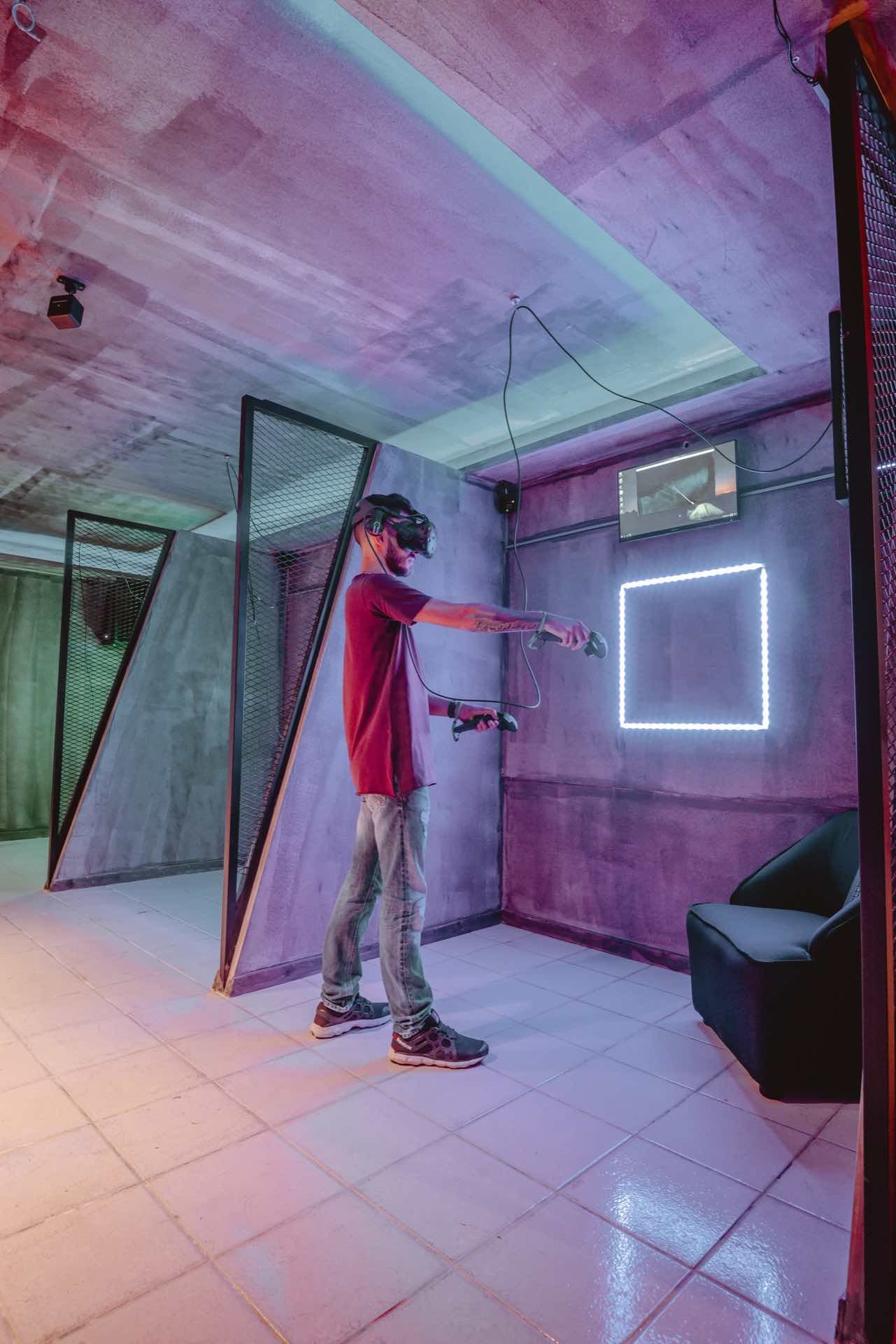 012 - The Z Club Hotel .jpg