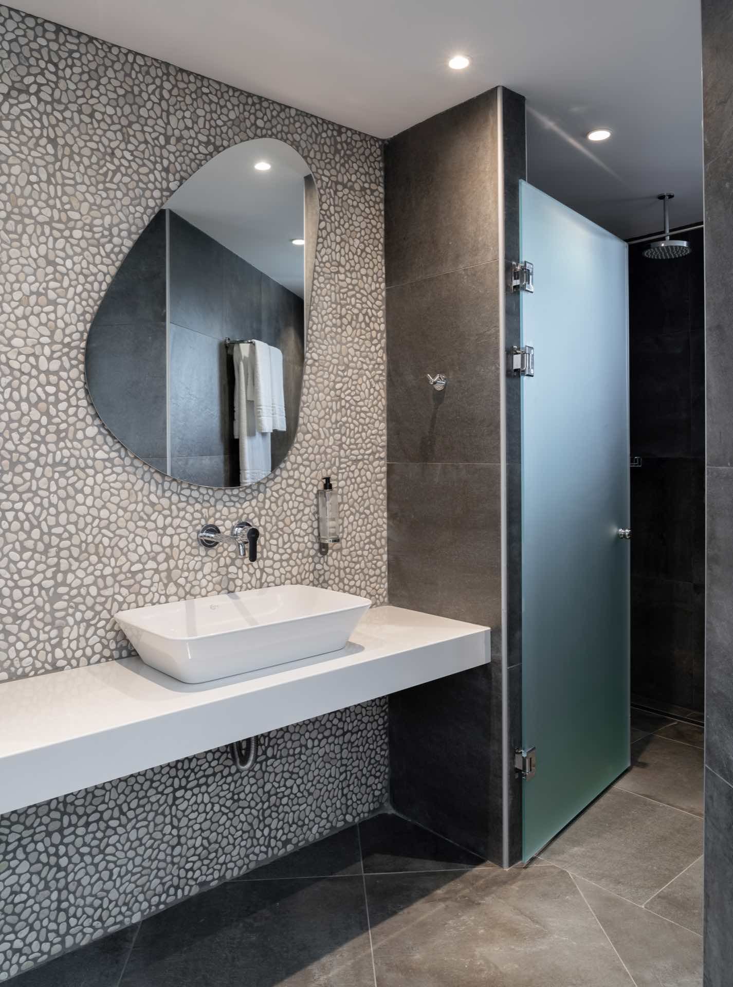 005 - Acharavi Vissalo by Acharavi Beach.jpg