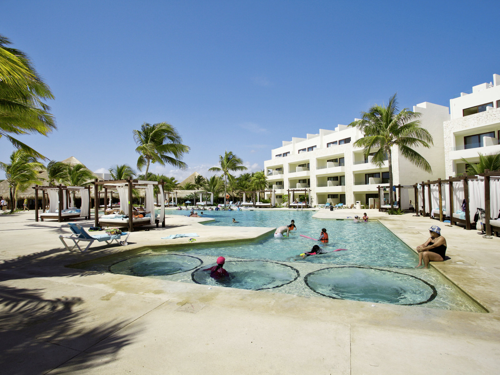 009 - Akumal Bay Beach & Wellness Resort.jpg