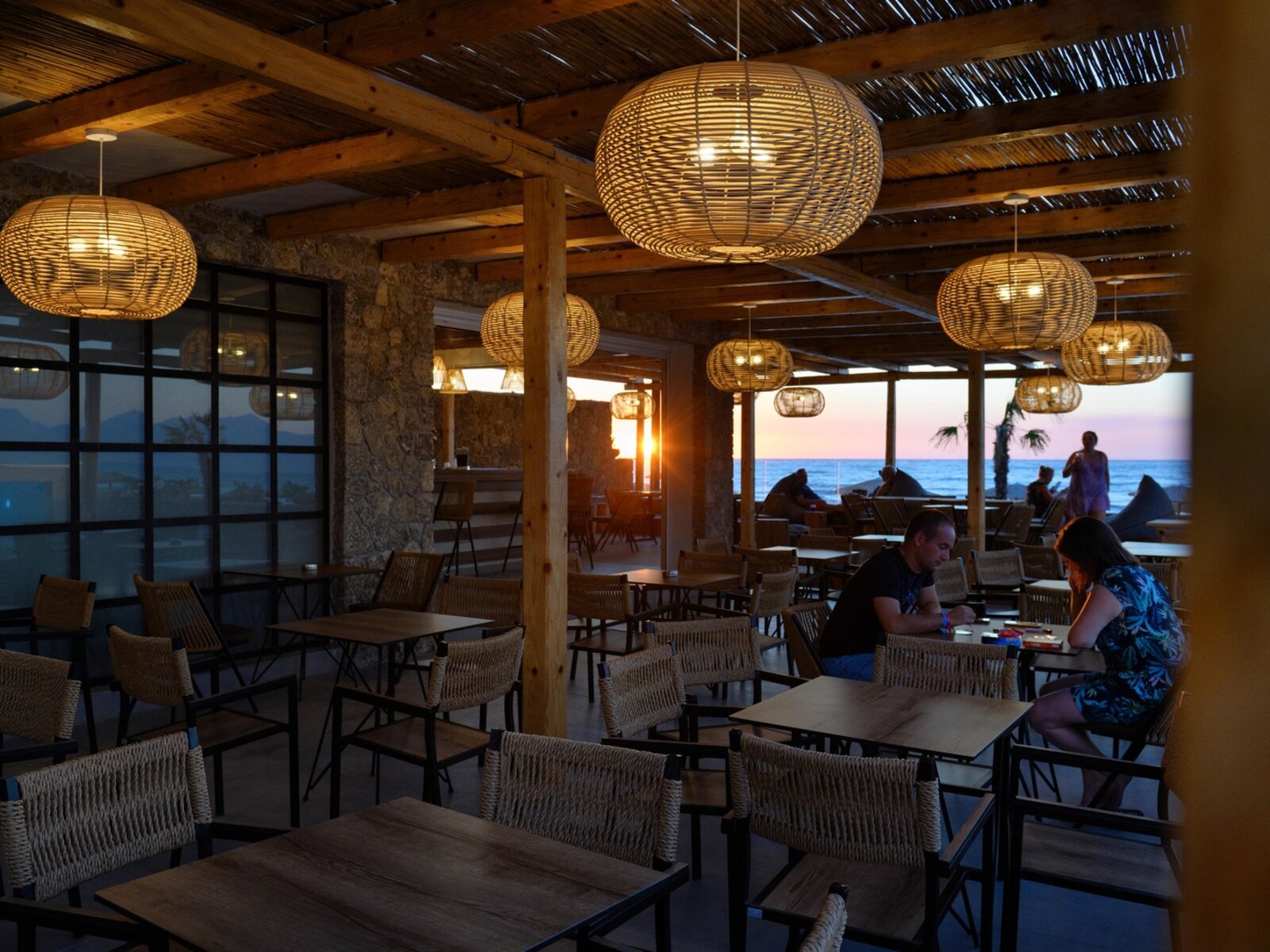 021 - Acharavi Mare.jpg