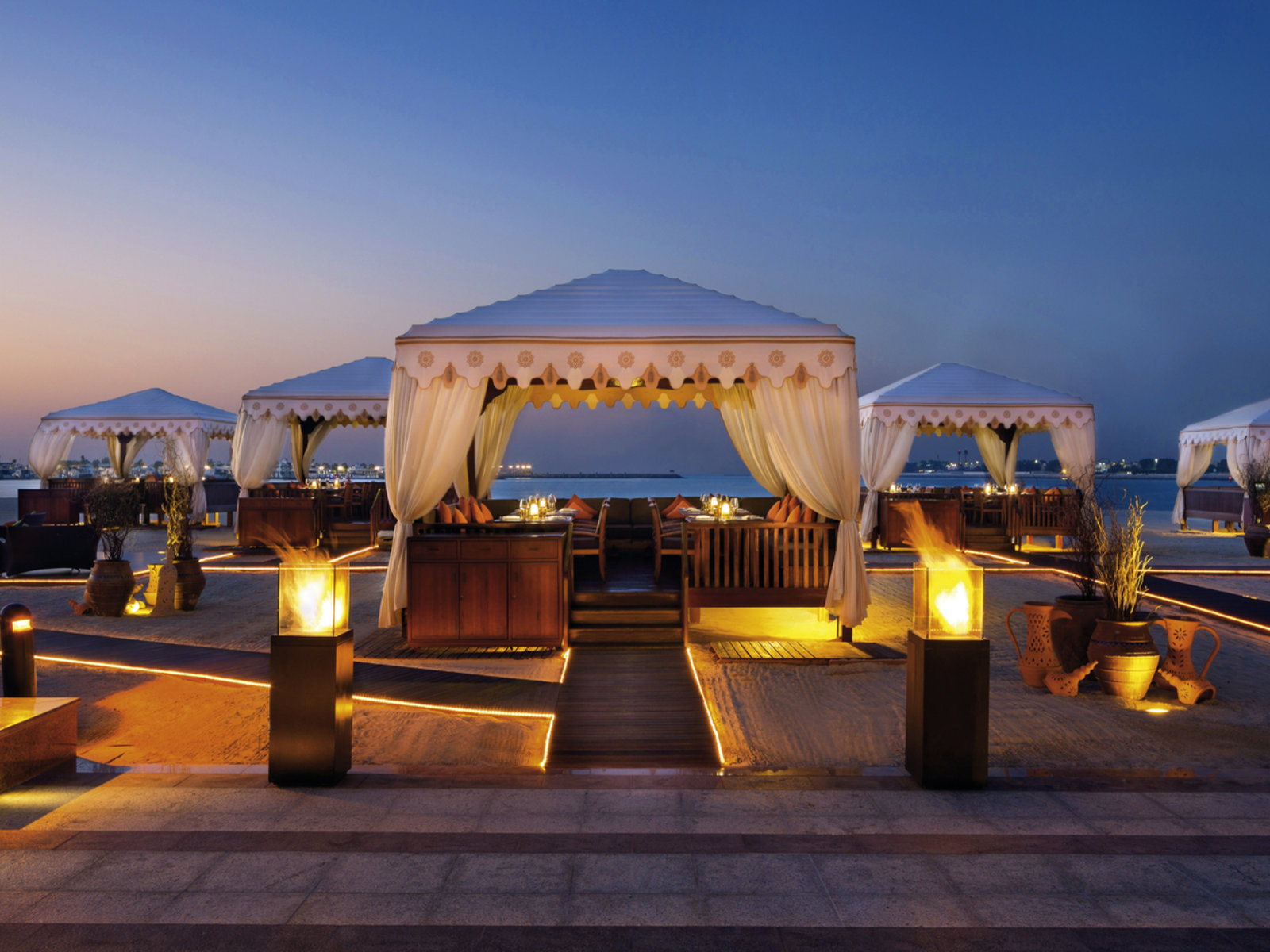 017 - Emirates Palace.jpg