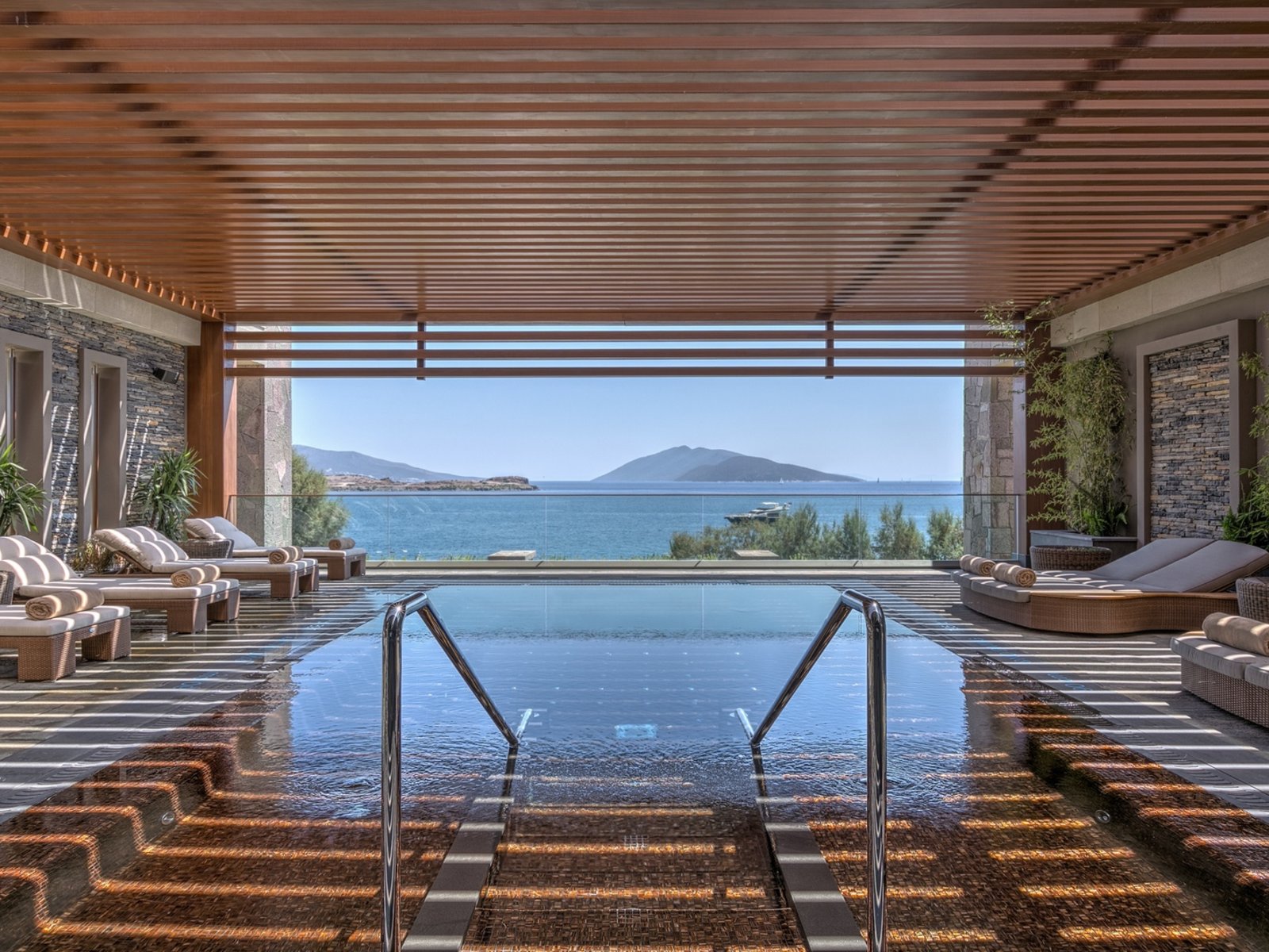 036 - Caresse a Luxury Collection Resort & Spa.jpg