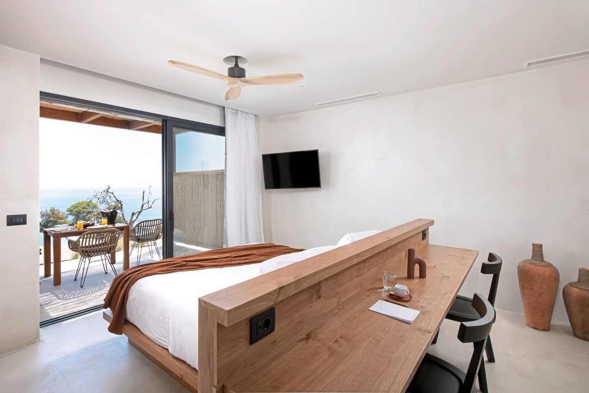 004 - KOIA All-Suite Wellbeing Resort.jpg