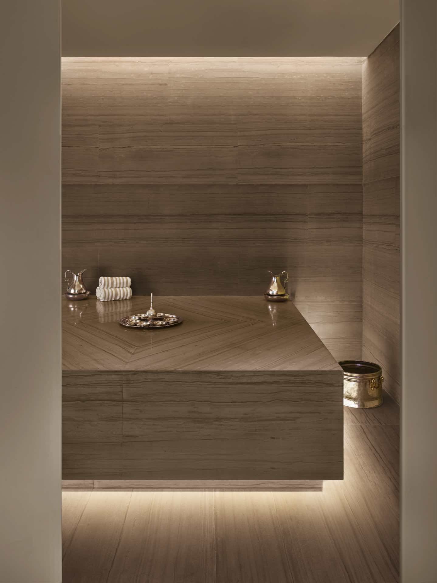 021 - The Abu Dhabi Edition.jpg