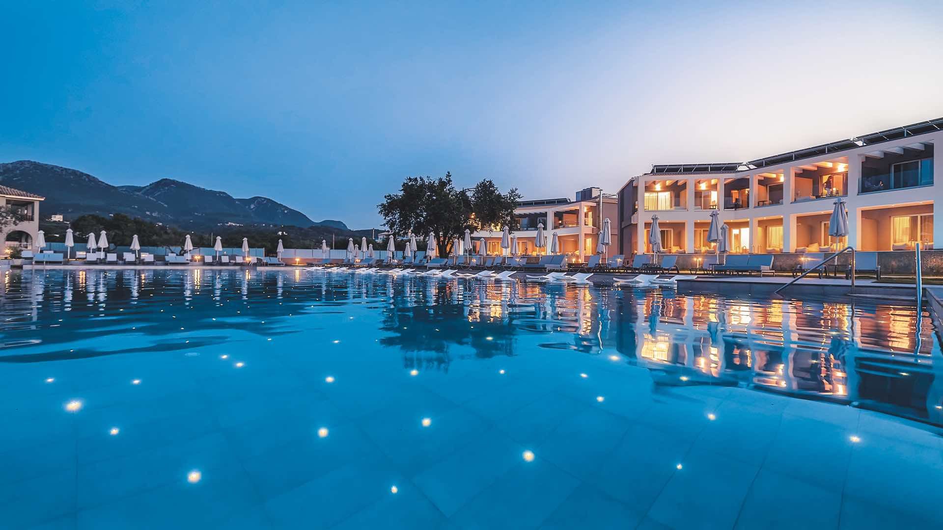 041 - Acharavi Vissalo by Acharavi Beach.jpg