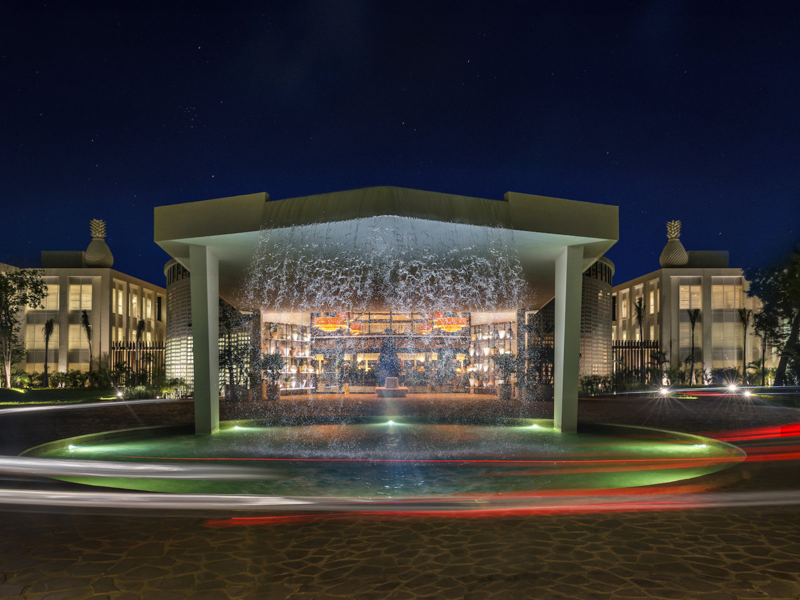 003 - Ocean Riviera Paradise.jpg