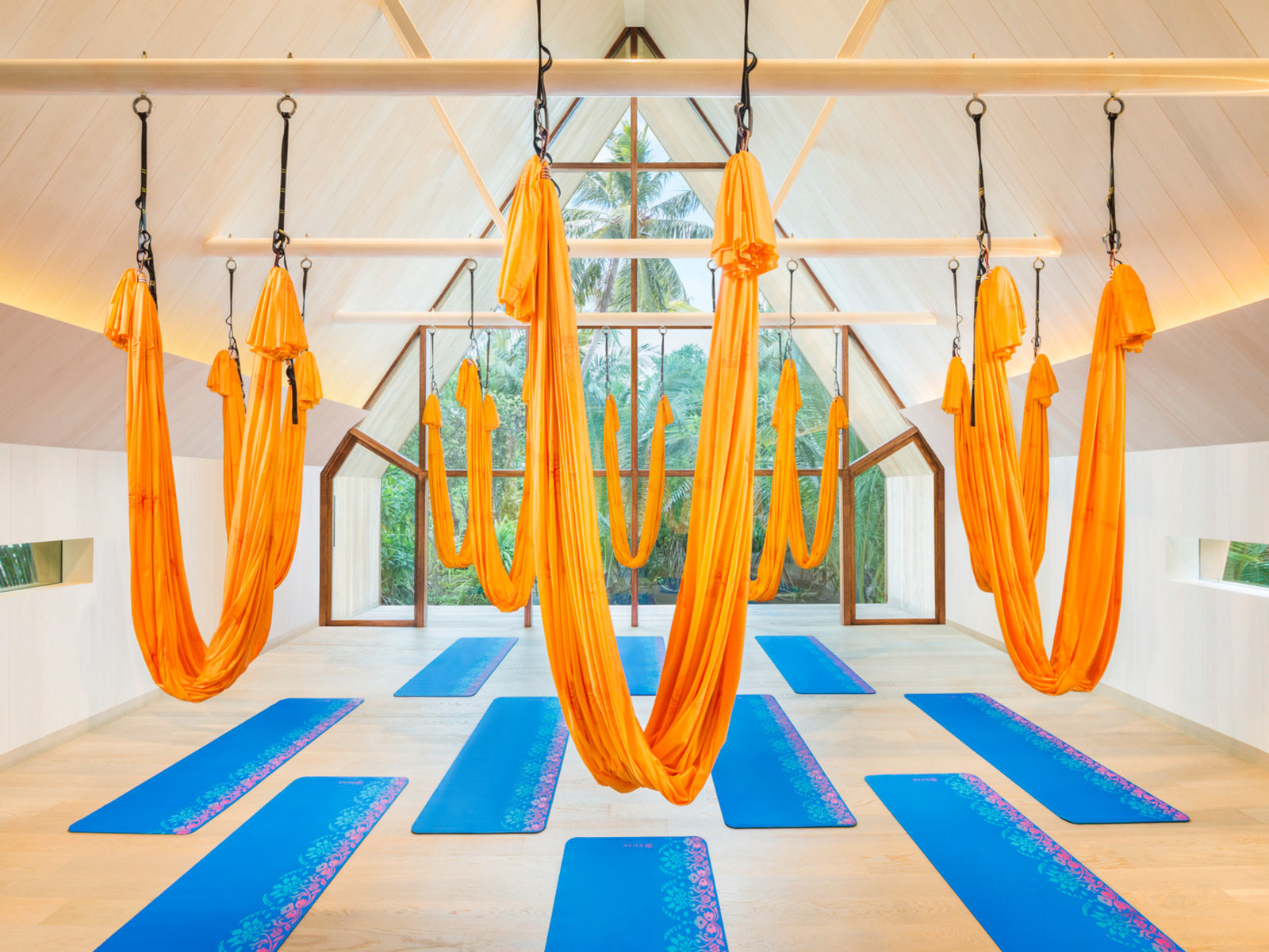 031 - The St. Regis Maldives Vommuli Resort.jpg