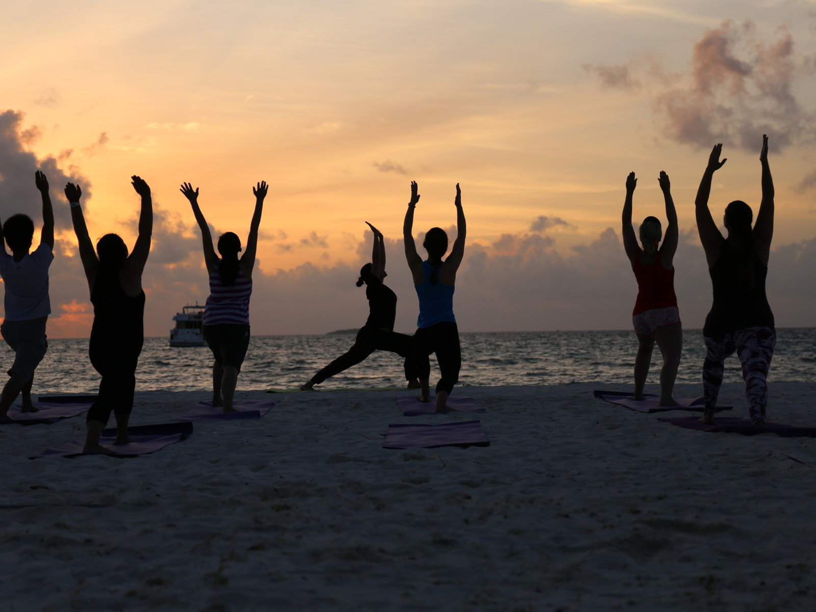 017 - Innahura Maldives Resort.jpg