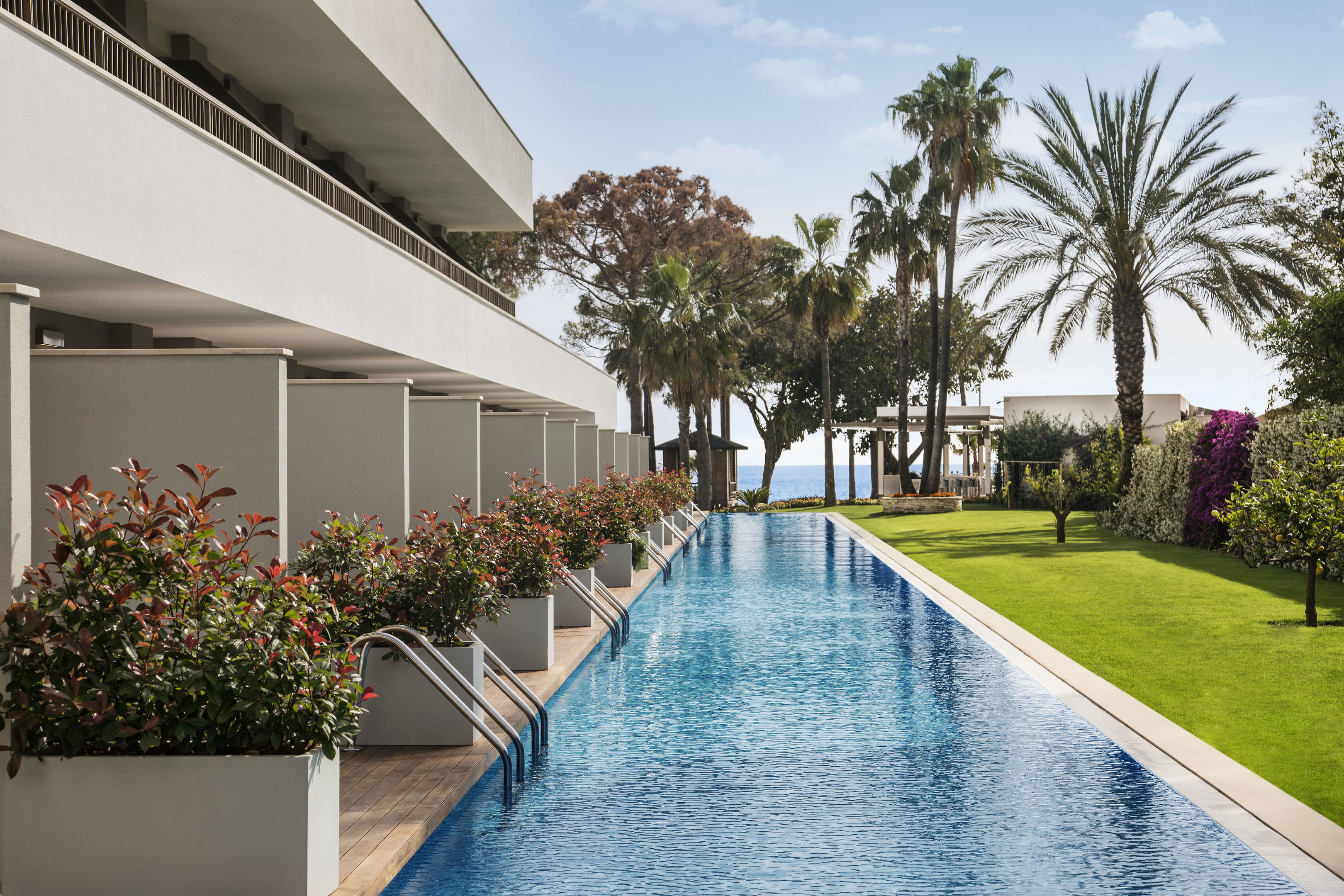 001 - Barut Acanthus & Cennet.jpg