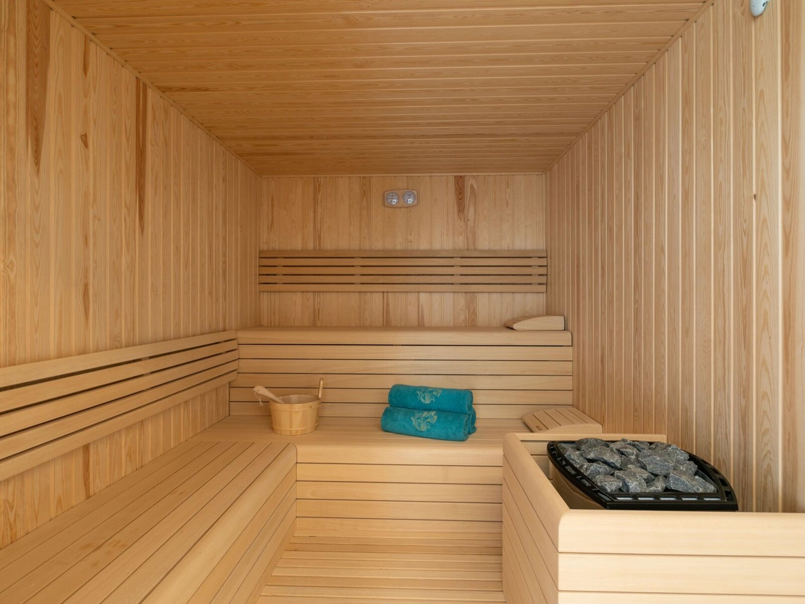 018 - Utopia Blu Hotel.jpg